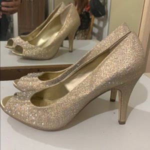 Style & Co Gold Glitter, Sequin 4 inch heels